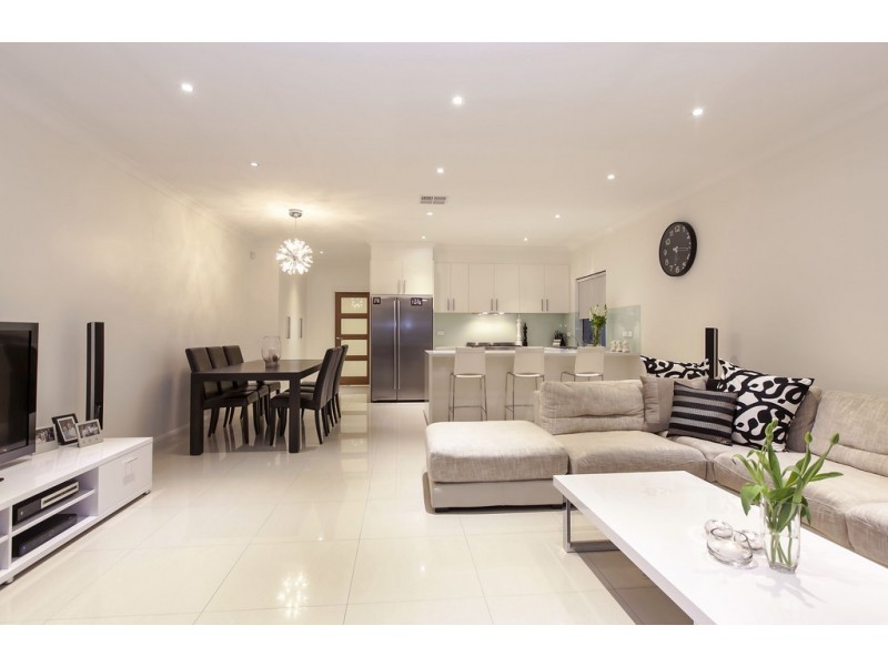 25 Whiteleaf Crescent, Glengowrie SA 5044