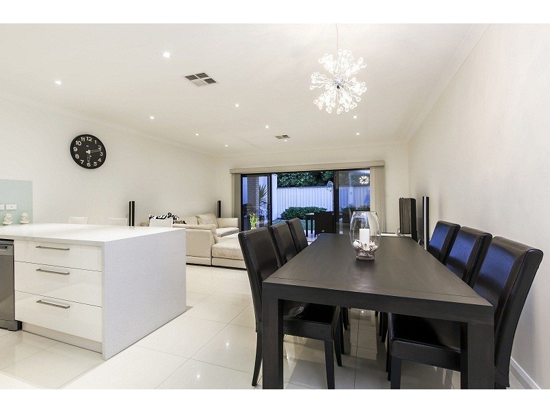 25 Whiteleaf Crescent, Glengowrie SA 5044