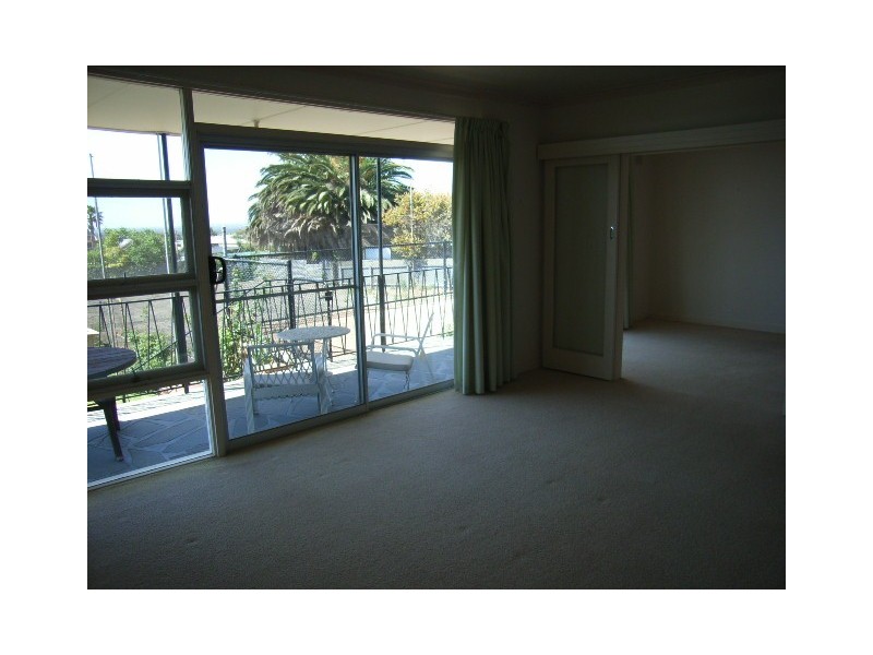 4 Basten Avenue, Seaview Downs SA 5049