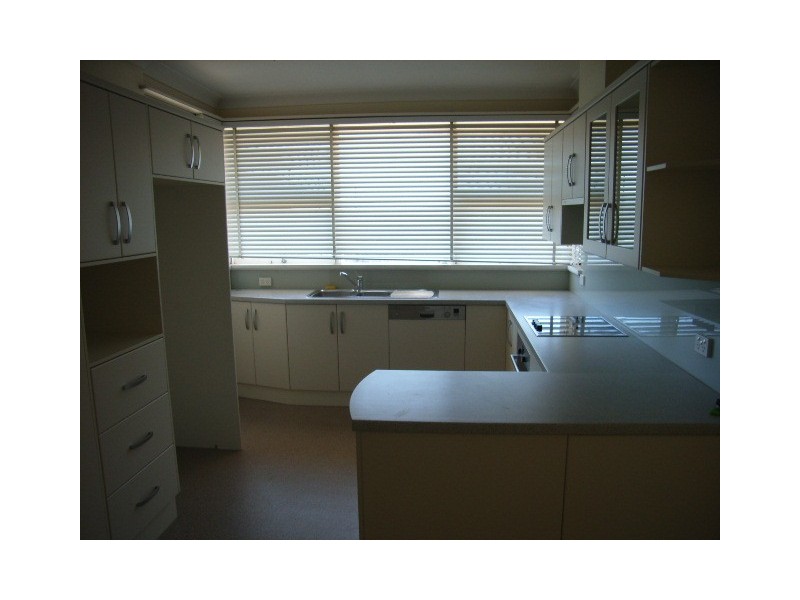 4 Basten Avenue, Seaview Downs SA 5049