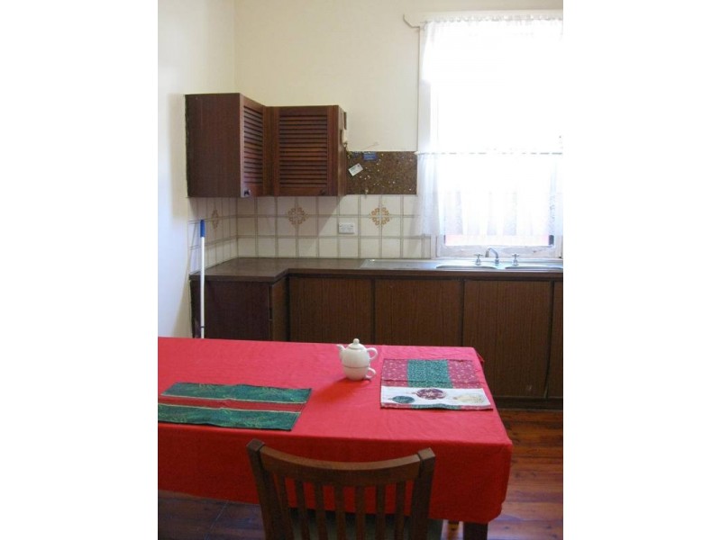 8 ROWLEY TERRACE, Woodville SA 5011