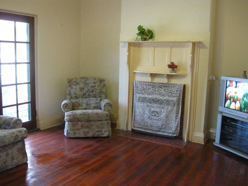 8 ROWLEY TERRACE, Woodville SA 5011