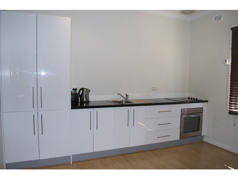 1 Royal Terrace, Royal Park SA 5014