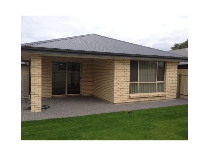 14 EMBERT STREET, Sturt SA 5047
