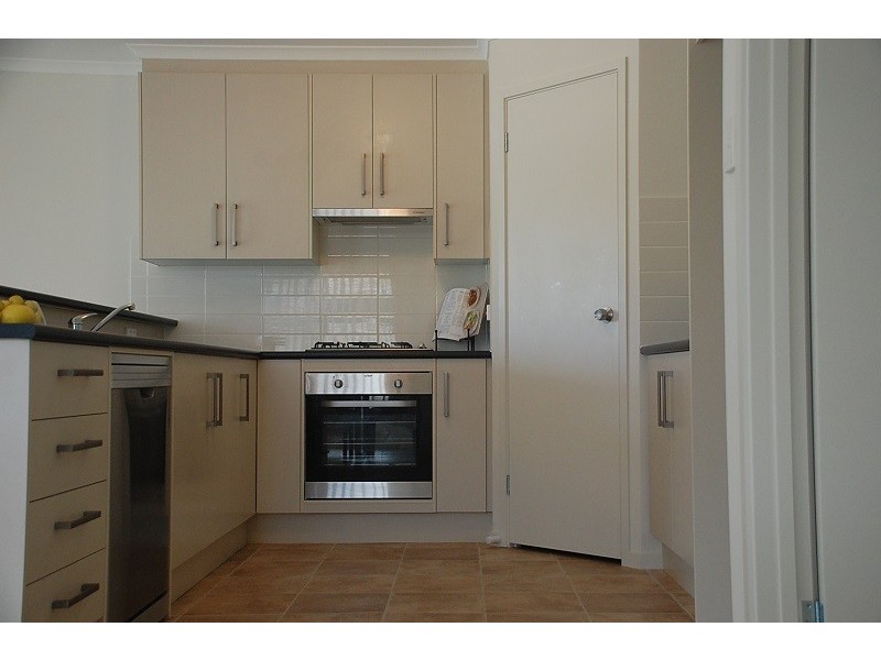 14 EMBERT STREET, Sturt SA 5047