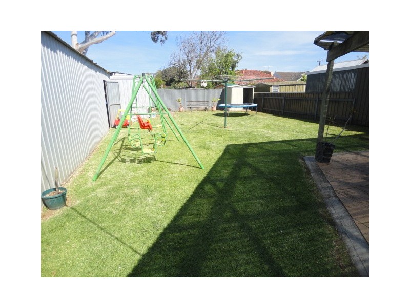 18 Eucla Avenue, Warradale SA 5046