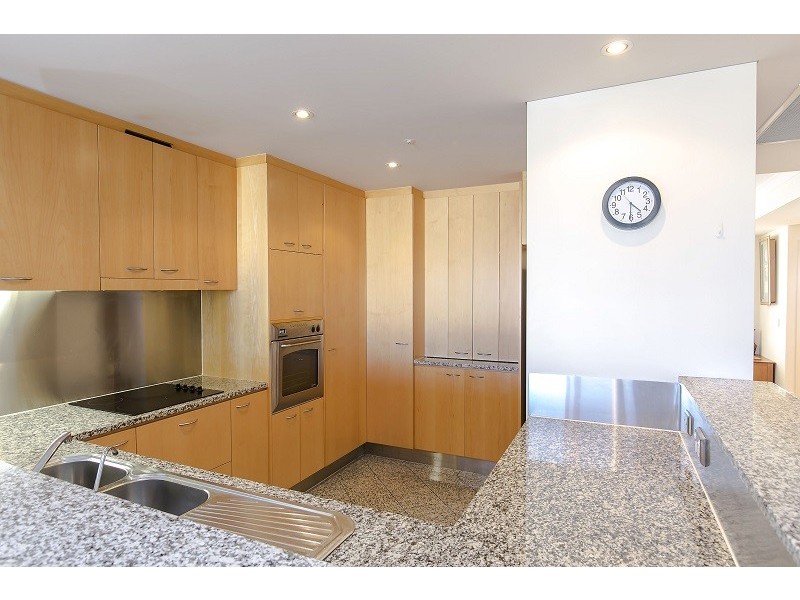 5/42 Holdfast Promenade, Glenelg SA 5045