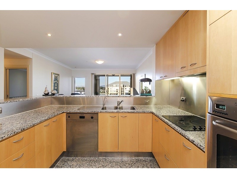 5/42 Holdfast Promenade, Glenelg SA 5045