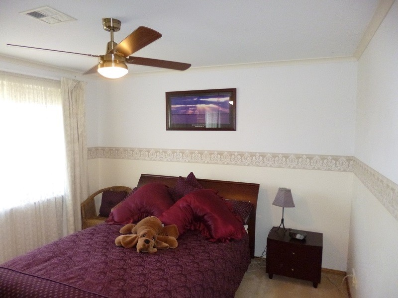 31 Coorabie Crescent, Hallett Cove SA 5158