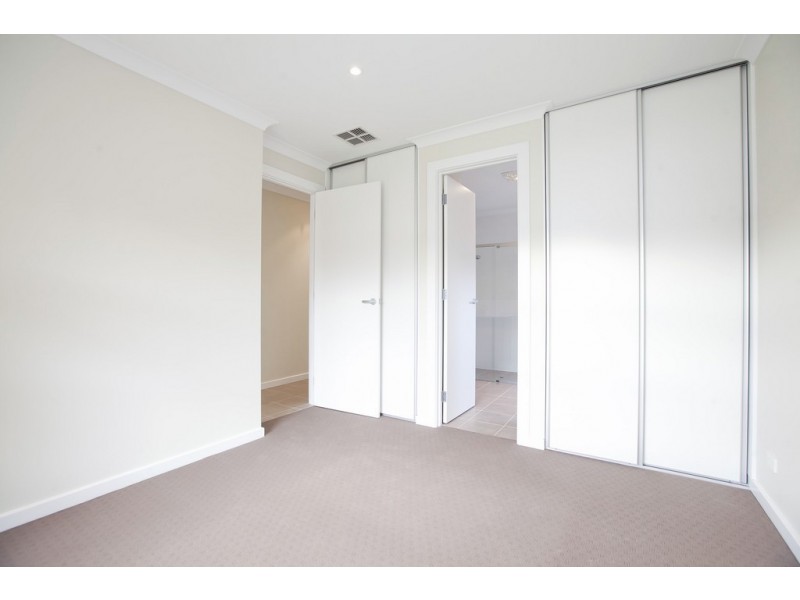 35A Thorne Crescent, Mitchell Park SA 5043