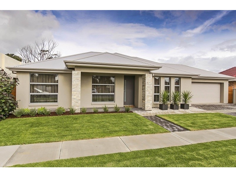 6 Newton Avenue, Clovelly Park SA 5042