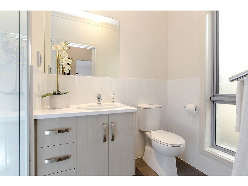 6 Newton Avenue, Clovelly Park SA 5042