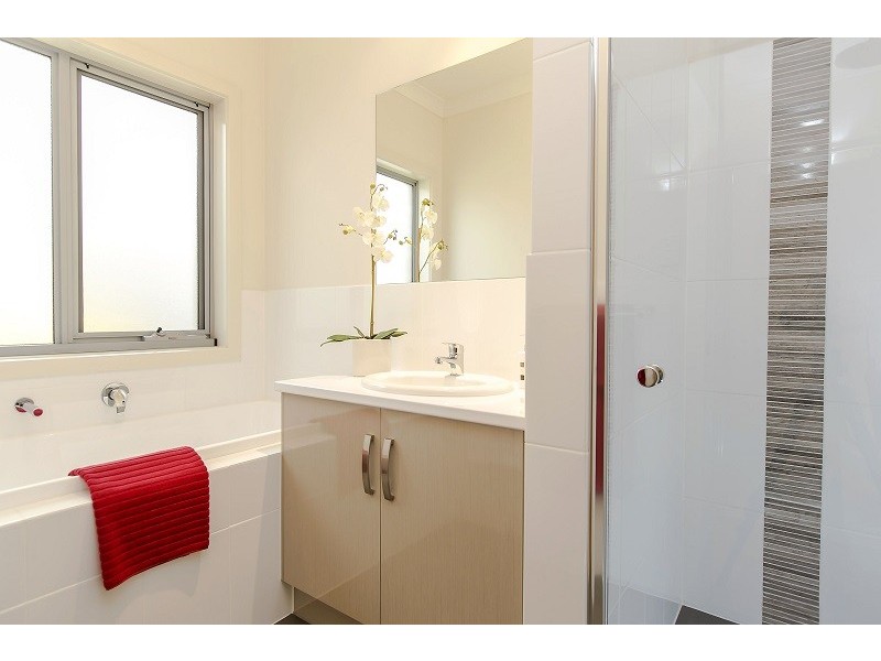 6 Newton Avenue, Clovelly Park SA 5042