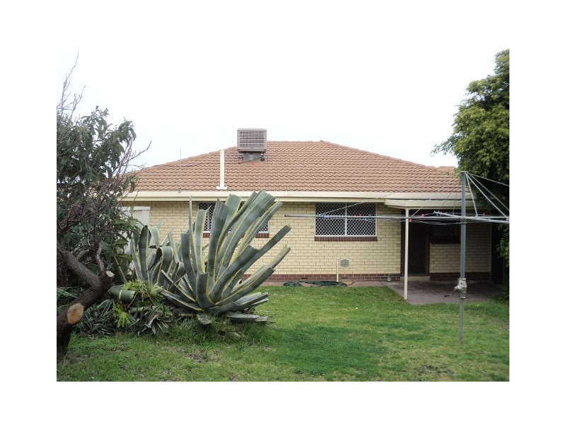 20 Columbia Crescent, Hallett Cove SA 5158