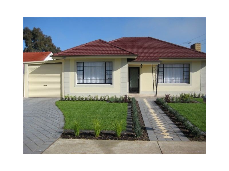 20 Mulcra Avenue, Park Holme SA 5043