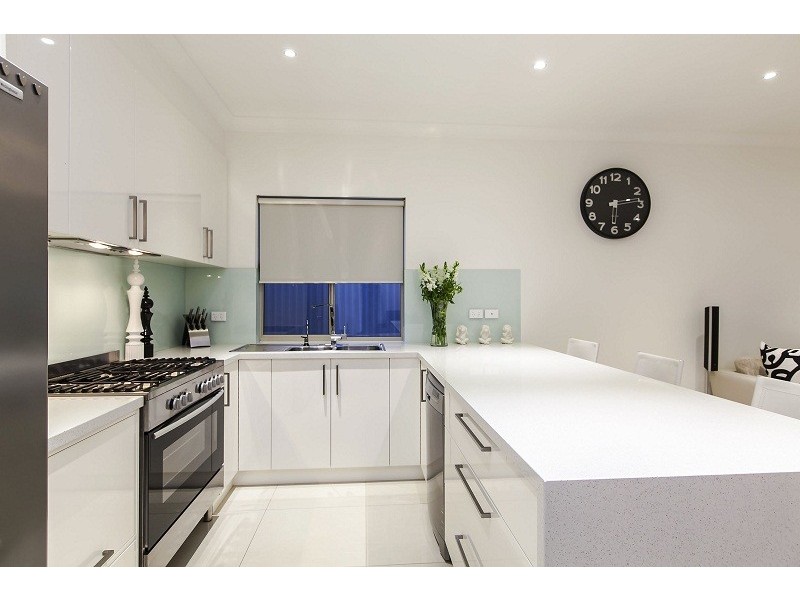 25 Whiteleaf Crescent, Glengowrie SA 5044