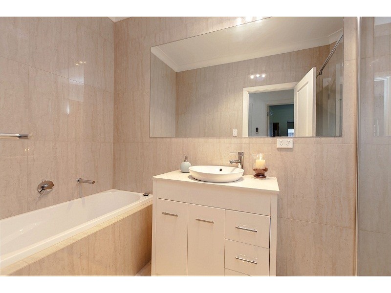 25 Whiteleaf Crescent, Glengowrie SA 5044