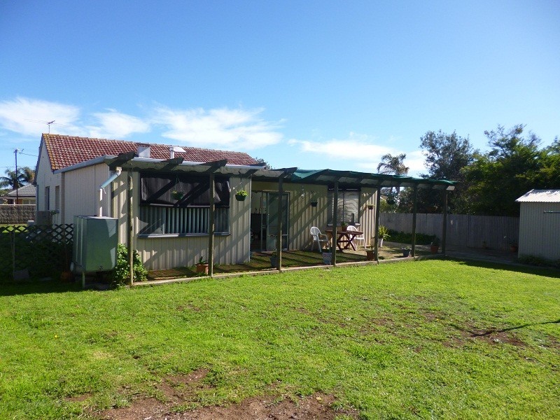 2 Raymond Avenue, Warradale SA 5046