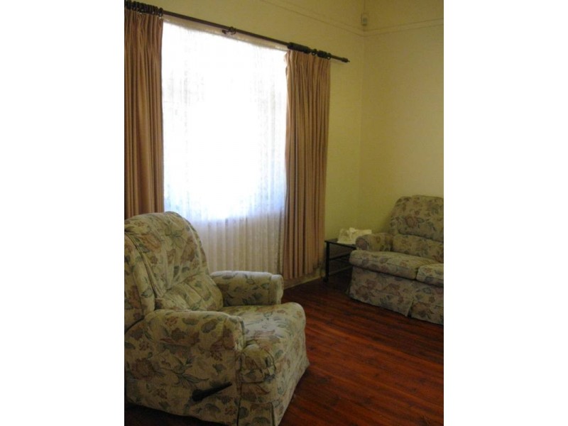 8 Rowley Terrace, Woodville SA 5011