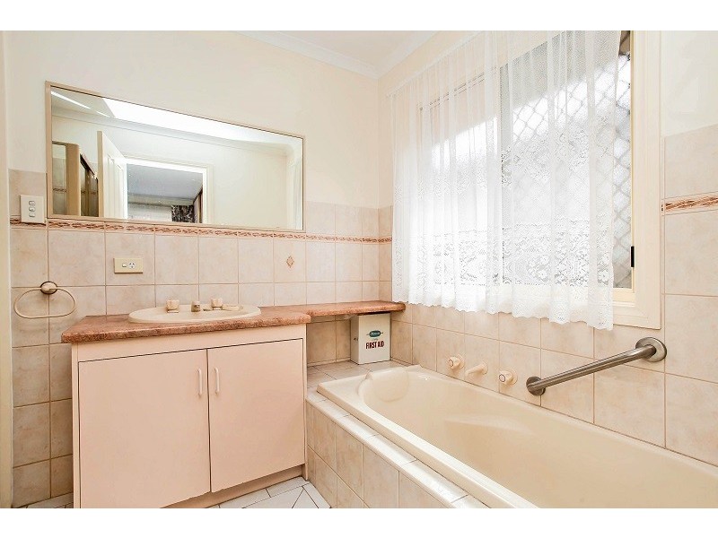 13A Alderman Avenue, Seacombe Gardens SA 5047