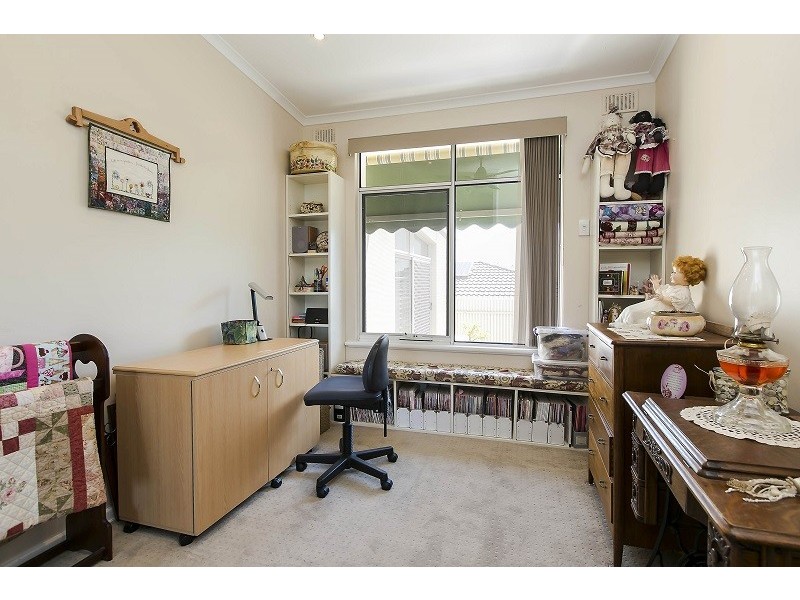 26 Central Avenue, Hallett Cove SA 5158