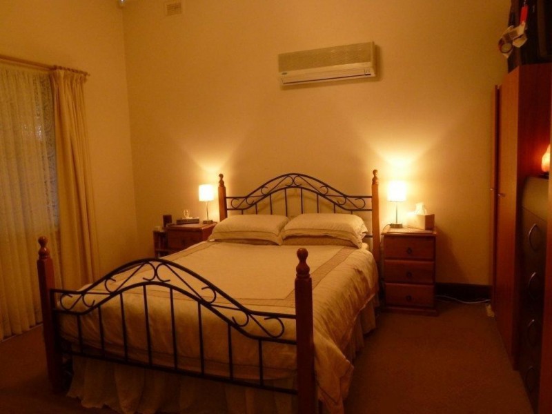 474 CROSS ROAD, Glandore SA 5037