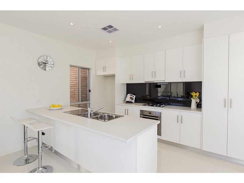 21C Albany Close, Oaklands Park SA 5046