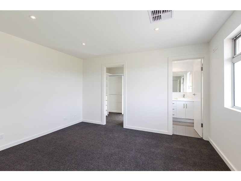 21C Albany Close, Oaklands Park SA 5046