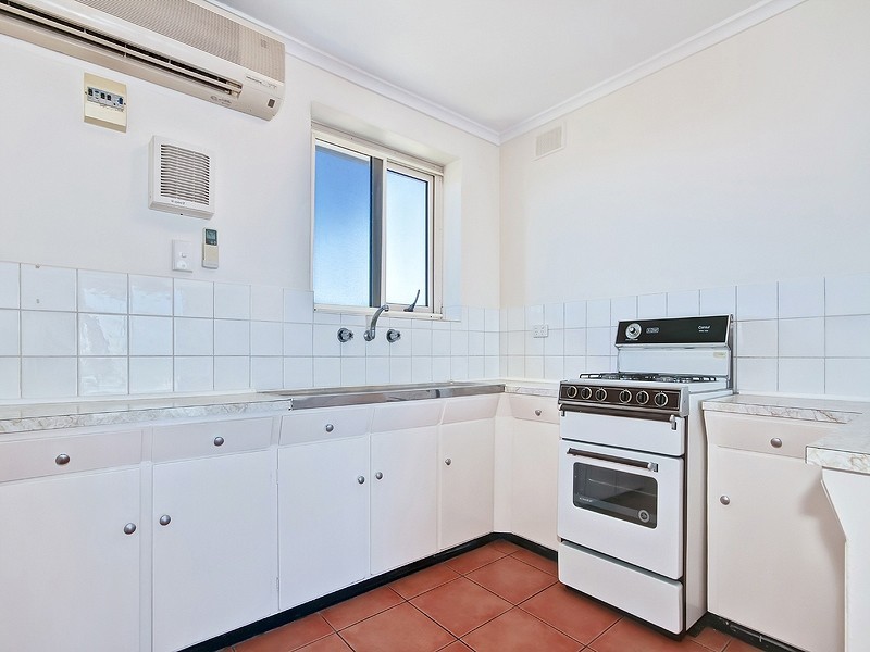 12/52 North Esplanade, Glenelg North SA 5045