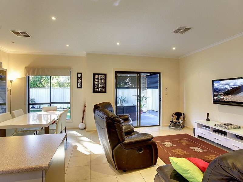 1A Thorne Crescent, Mitchell Park SA 5043