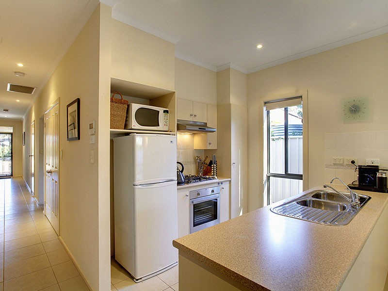 1A Thorne Crescent, Mitchell Park SA 5043