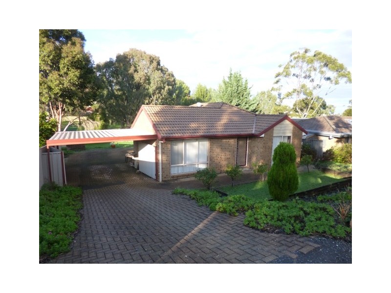 8 Baltimore Avenue, Morphett Vale SA 5162