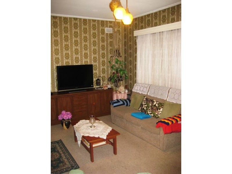 5 Greenasche Grove, Seacombe Gardens SA 5047