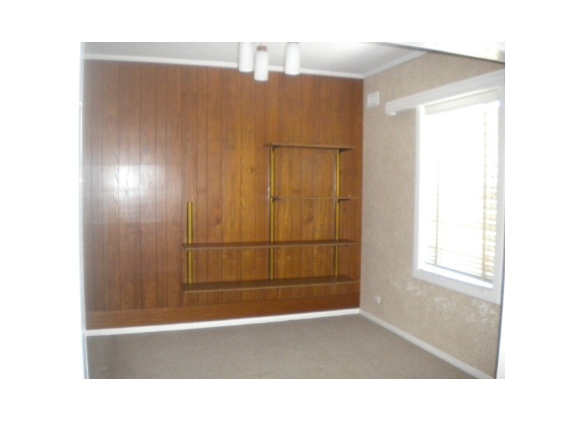 13 Doradilla Avenue, Seacombe Gardens SA 5047