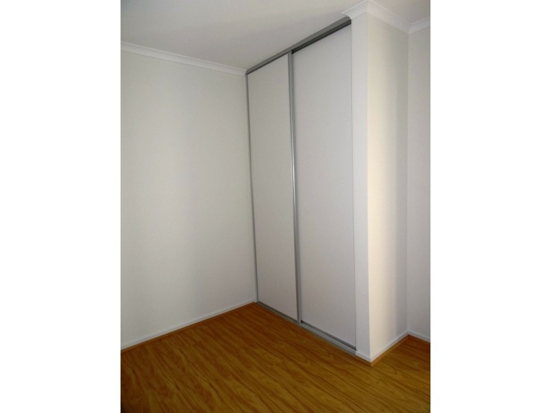 4B Ragless Avenue, Park Holme SA 5043