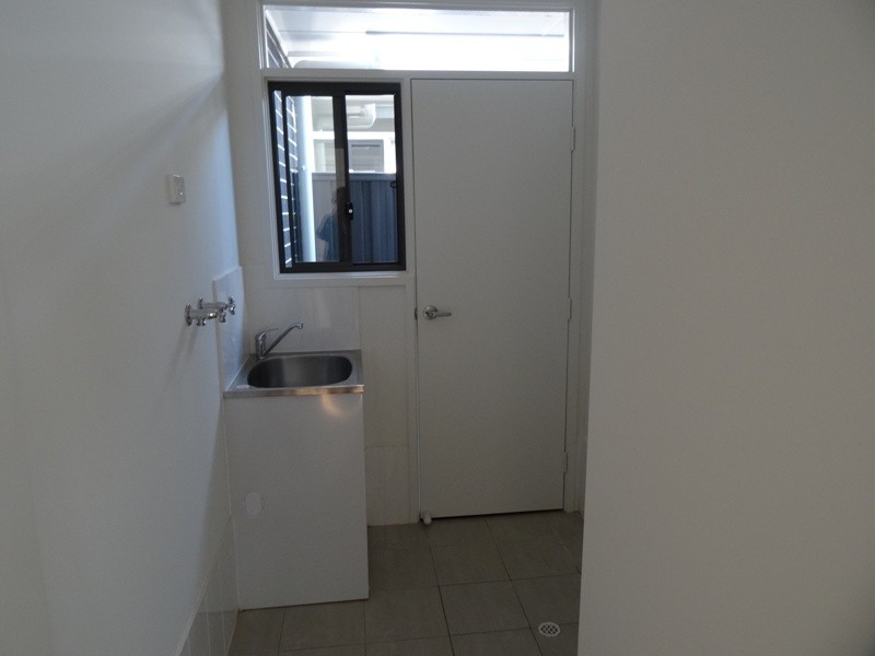 4B Ragless Avenue, Park Holme SA 5043