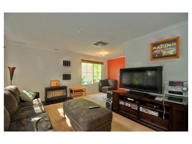 2 Burns Court, Morphett Vale SA 5162