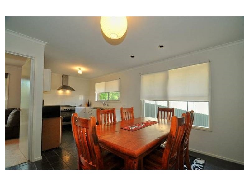 2 Burns Court, Morphett Vale SA 5162