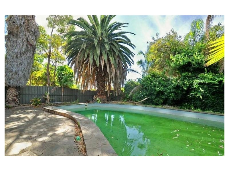 2 Burns Court, Morphett Vale SA 5162