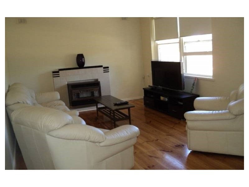 10 Inverness Avenue, Marion SA 5043