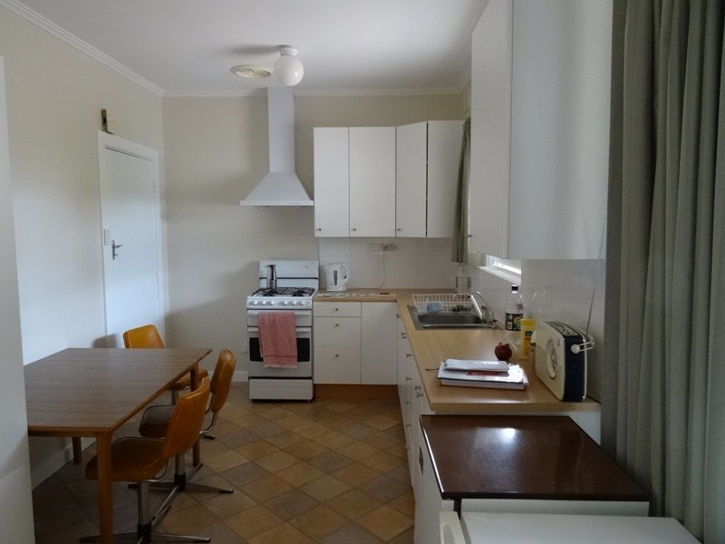 14 Railway Terrace, Hove SA 5048