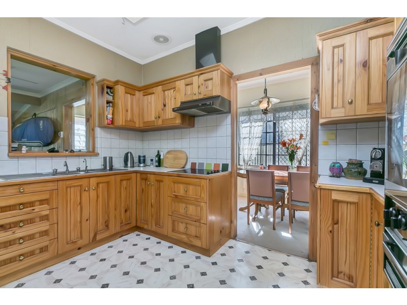 6 Brown Street, Hove SA 5048