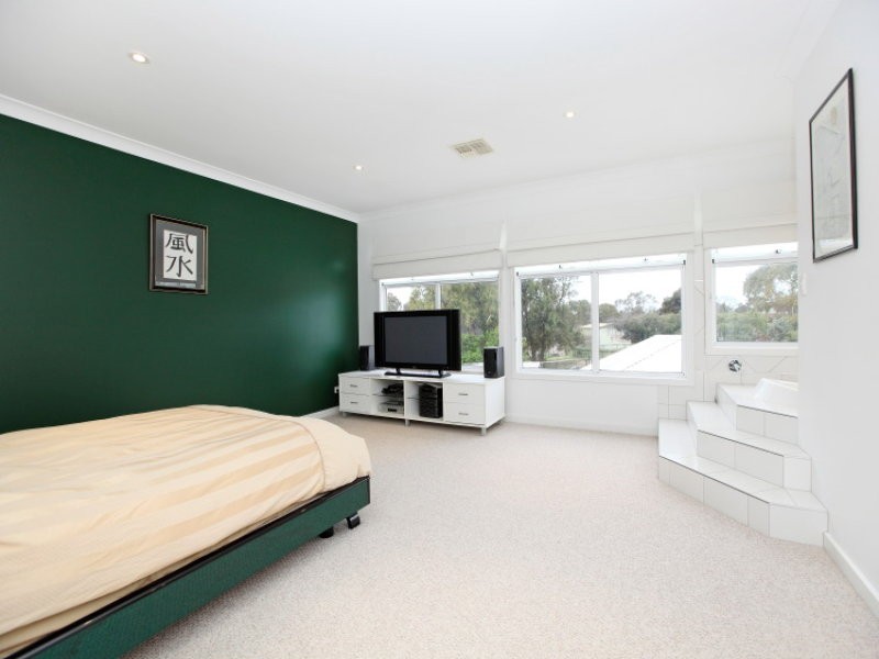 9 Tyler Street, Henley Beach South SA 5022