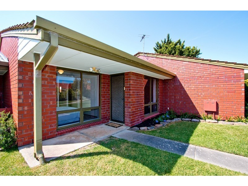 2/2 Douglas Avenue, Reynella SA 5161