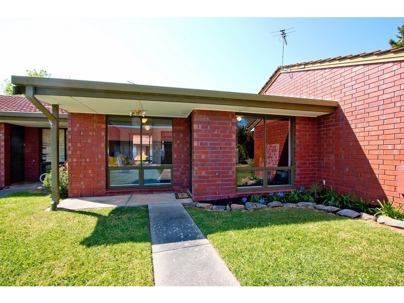 2/2 Douglas Avenue, Reynella SA 5161