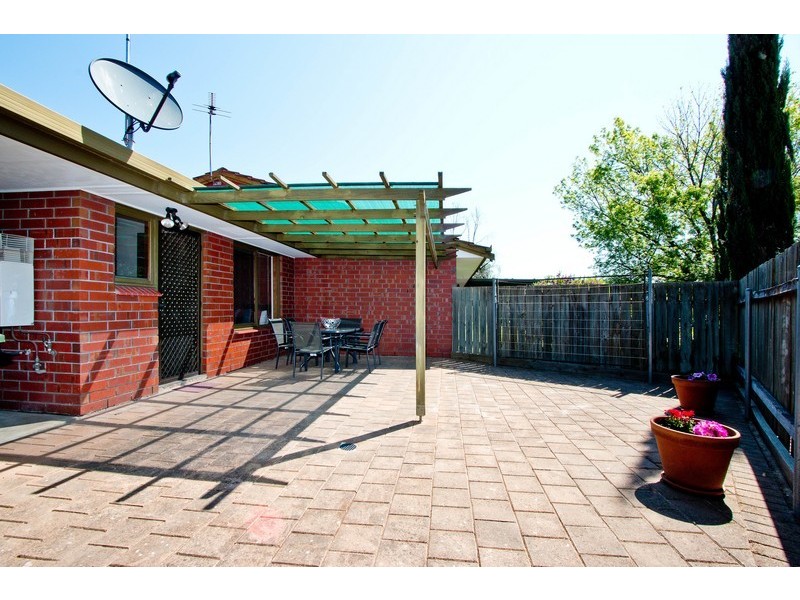 2/2 Douglas Avenue, Reynella SA 5161