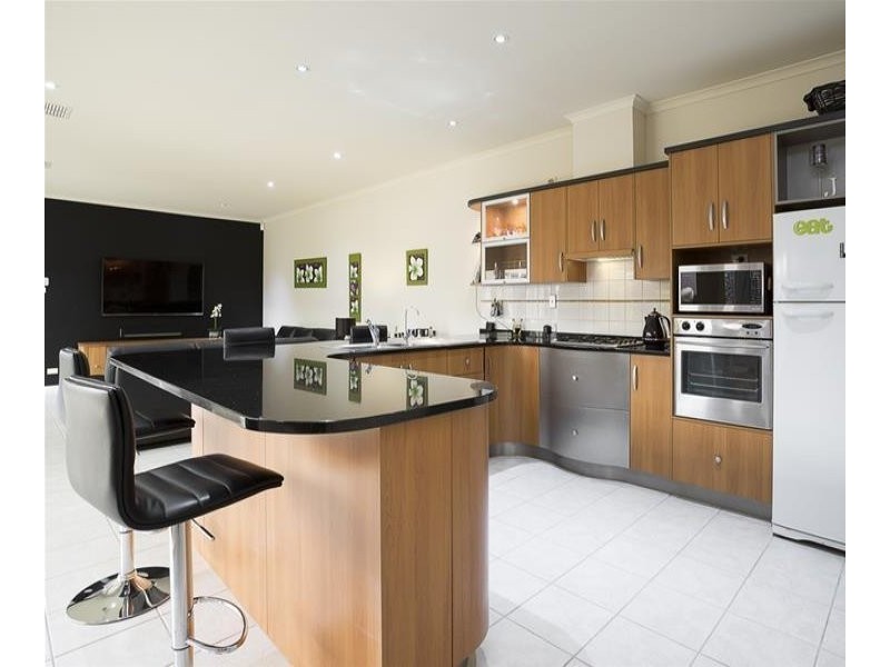 16 KOPCHEFF AVENUE, Fulham Gardens SA 5024
