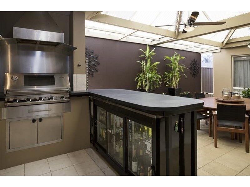16 KOPCHEFF AVENUE, Fulham Gardens SA 5024
