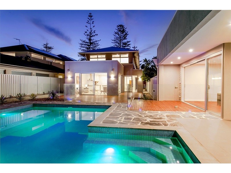 30 Partridge Street, Glenelg SA 5045