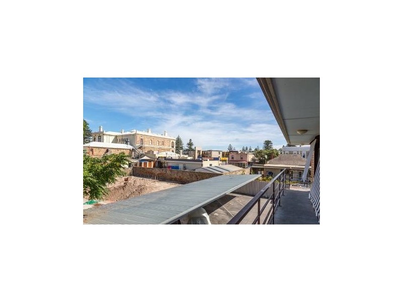 5/11 MUSGRAVE STREET, Largs Bay SA 5016
